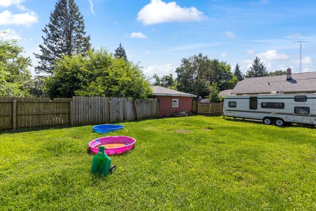 2303 9th Street, Rockford, IL 61104