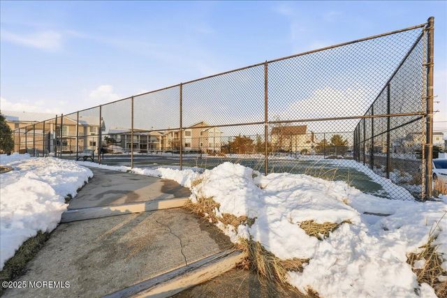 50 Valentine Street 25B, Monmouth Beach, NJ 07750