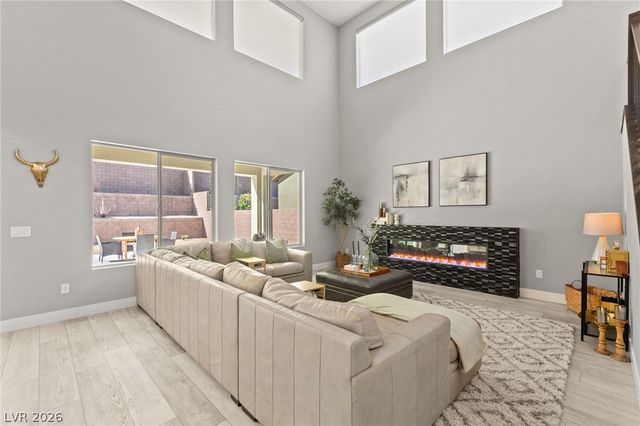 225 Carmel Sky Street, Las Vegas, NV 89138