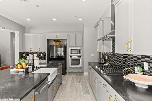 225 Carmel Sky Street, Las Vegas, NV 89138