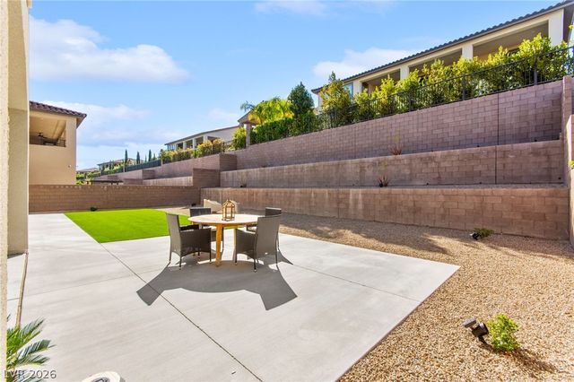 225 Carmel Sky Street, Las Vegas, NV 89138