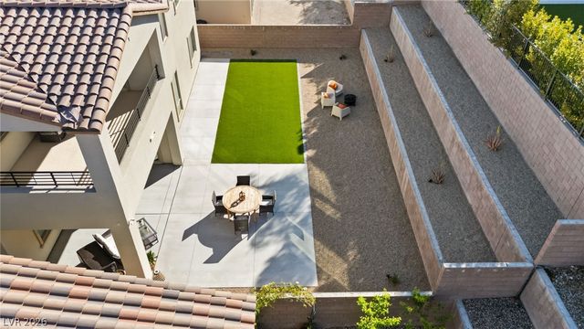 225 Carmel Sky Street, Las Vegas, NV 89138