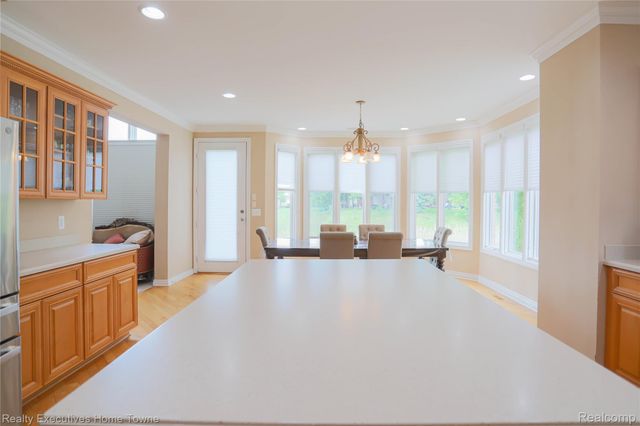 47909 Milonas Drive, Shelby Charter Township, MI 48315