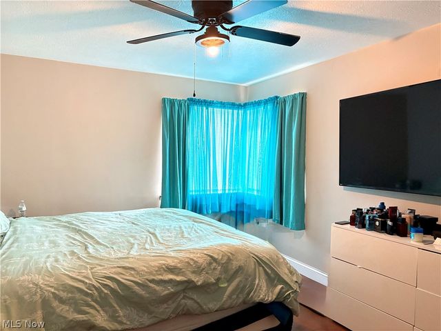 13300 Carpenter Road, Garfield Heights, OH 44125