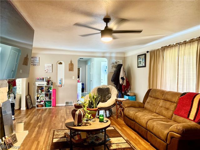 13300 Carpenter Road, Garfield Heights, OH 44125