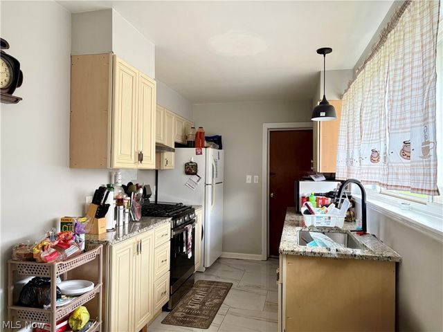 13300 Carpenter Road, Garfield Heights, OH 44125