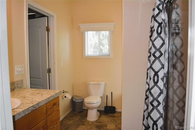 304 Barnard Court, Longmont, CO 80501