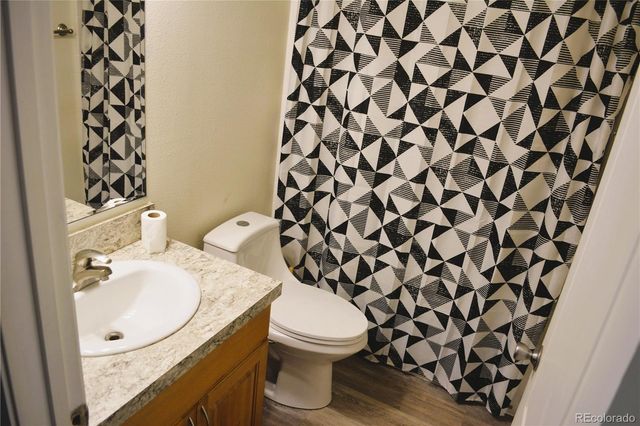 304 Barnard Court, Longmont, CO 80501