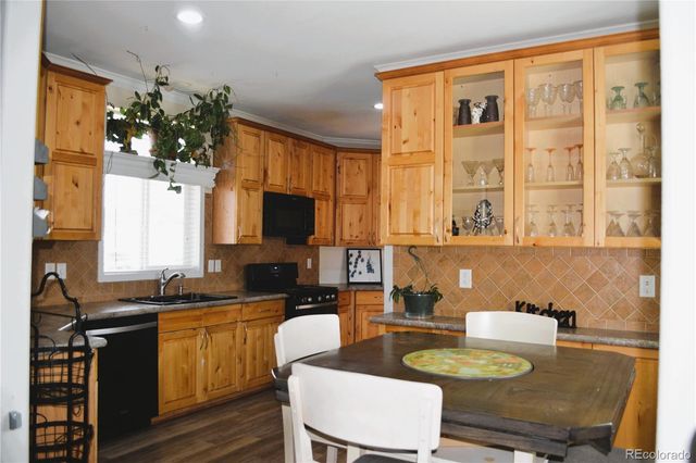 304 Barnard Court, Longmont, CO 80501