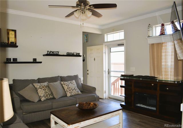 304 Barnard Court, Longmont, CO 80501