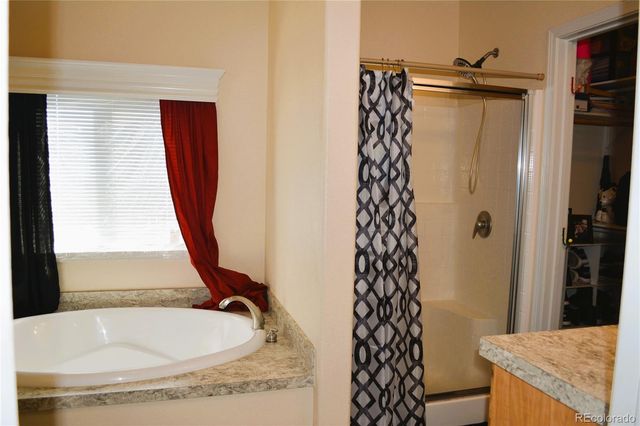 304 Barnard Court, Longmont, CO 80501