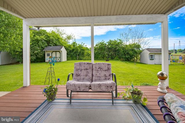 117 S 2ND ST, Denver, PA 17517