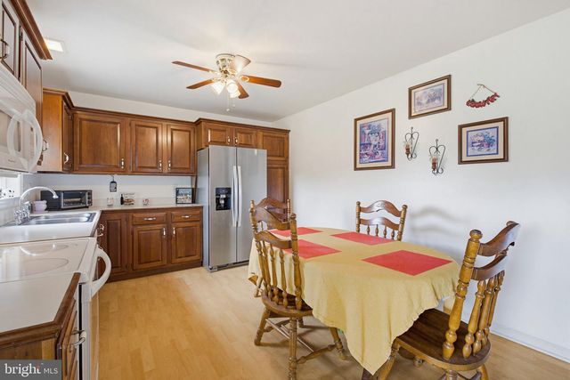 117 S 2ND ST, Denver, PA 17517