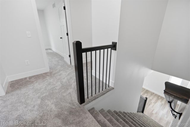 9400 Roland Drive, Hamburg Township, MI 48116
