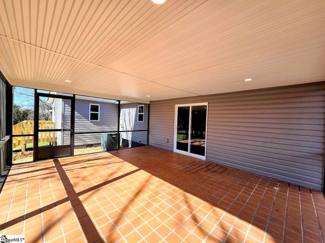 103 Blossom Branch Extension, Piedmont, SC 29673