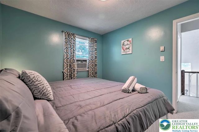 9253 Westwood Drive, Coolbaugh Twp, PA 18466