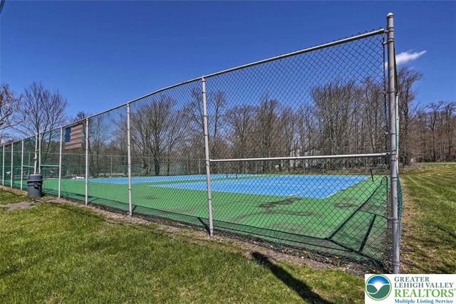 9253 Westwood Drive, Coolbaugh Twp, PA 18466