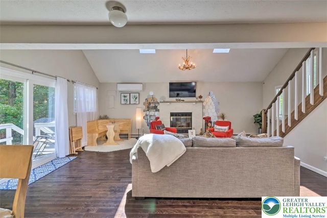 9253 Westwood Drive, Coolbaugh Twp, PA 18466