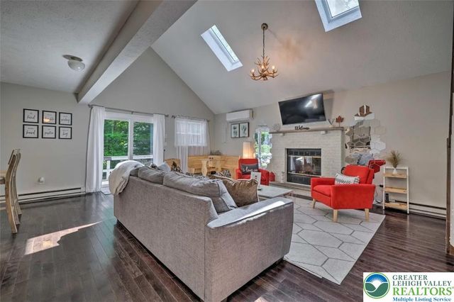 9253 Westwood Drive, Coolbaugh Twp, PA 18466