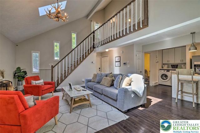 9253 Westwood Drive, Coolbaugh Twp, PA 18466
