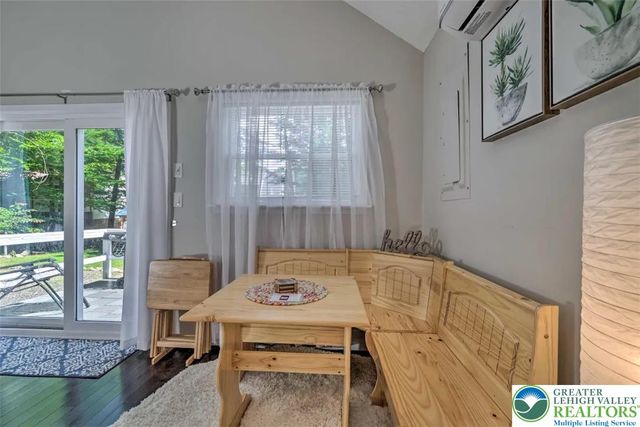 9253 Westwood Drive, Coolbaugh Twp, PA 18466