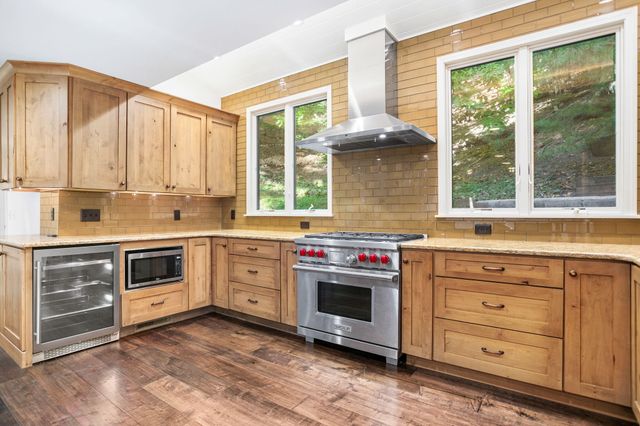 401 Stickney Ridge Road, Grand Haven City, MI 49417