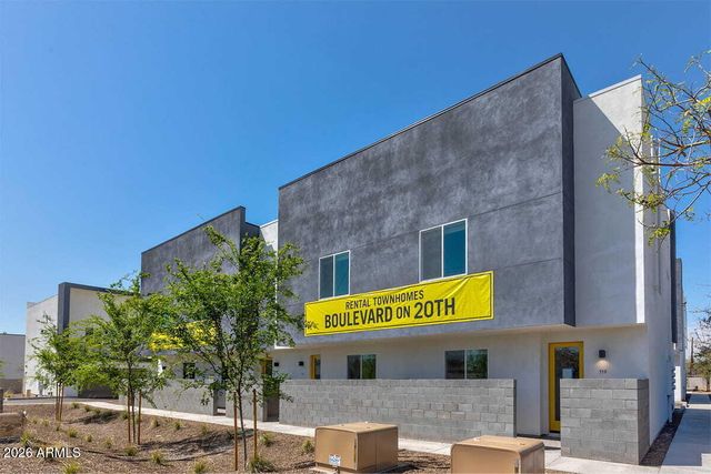 3232 N 20th Street 119, Phoenix, AZ 85016