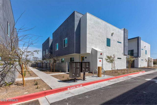 3232 N 20th Street 119, Phoenix, AZ 85016