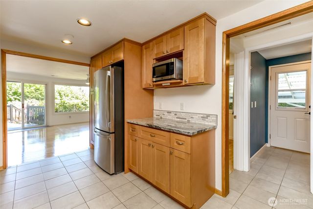 4430 John Luhr Road NE, Olympia, WA 98516