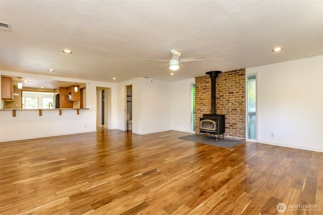 4430 John Luhr Road NE, Olympia, WA 98516