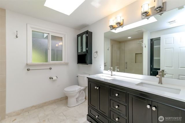 4430 John Luhr Road NE, Olympia, WA 98516