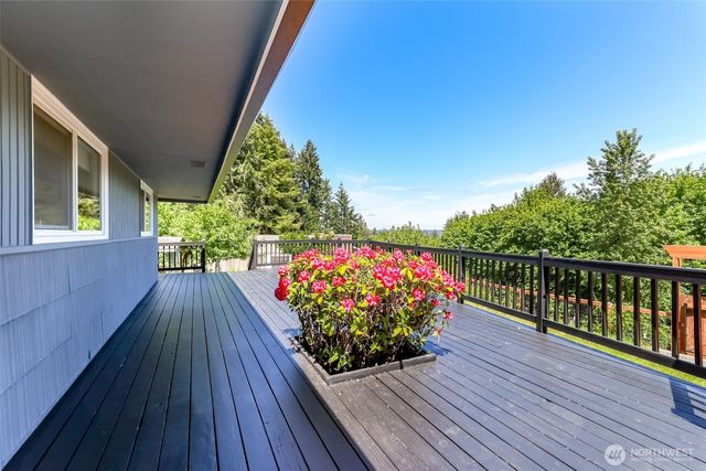 4430 John Luhr Road NE, Olympia, WA 98516