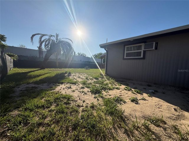 16715 SE 101ST COURT ROAD, Summerfield, FL 34491