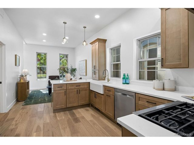 3230 Vallejo St, Denver, CO 80211