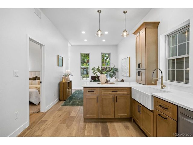 3230 Vallejo St, Denver, CO 80211
