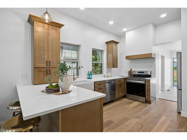3230 Vallejo St, Denver, CO 80211
