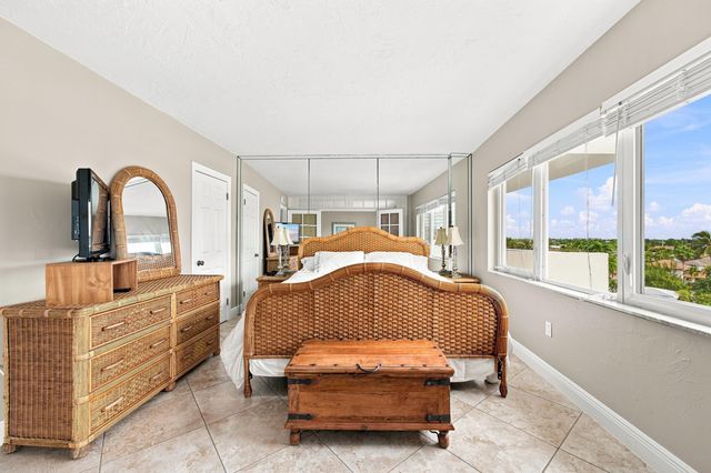 140 NE 28TH Avenue 602, Pompano Beach, FL 33062