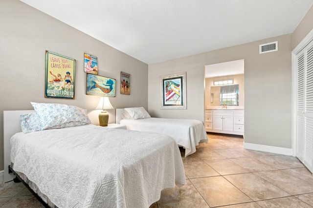 140 NE 28TH Avenue 602, Pompano Beach, FL 33062