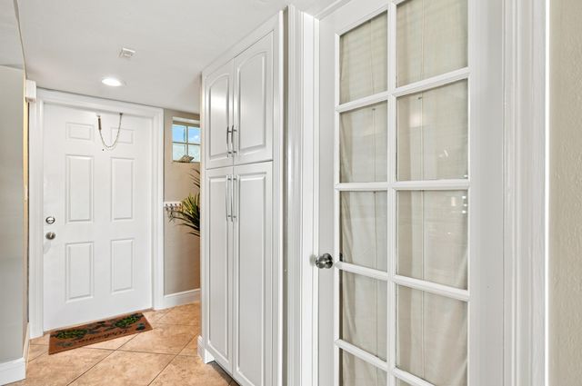 140 NE 28TH Avenue 602, Pompano Beach, FL 33062