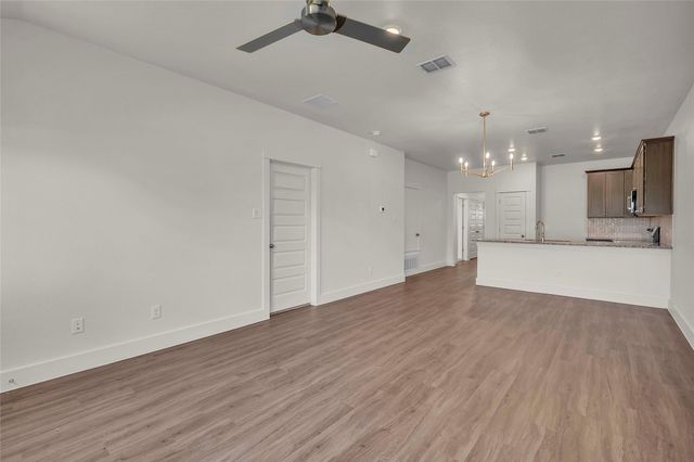 610 Campus Street, Troy, TX 76579