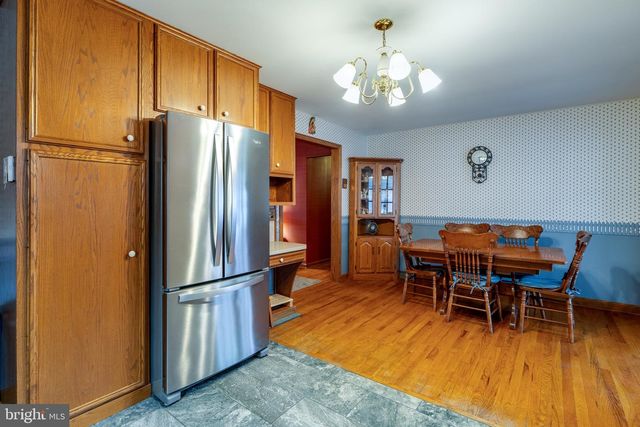 508 OAK GROVE DR, Lancaster, PA 17601