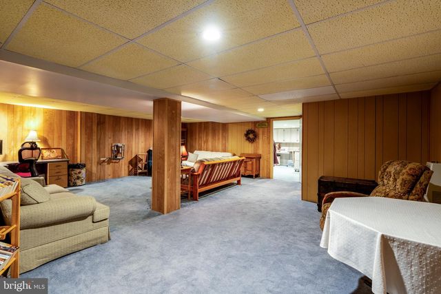 508 OAK GROVE DR, Lancaster, PA 17601