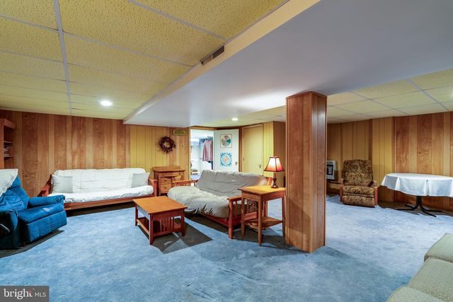 508 OAK GROVE DR, Lancaster, PA 17601