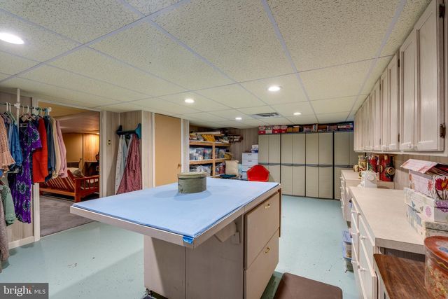 508 OAK GROVE DR, Lancaster, PA 17601