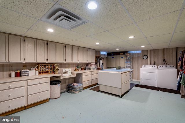 508 OAK GROVE DR, Lancaster, PA 17601