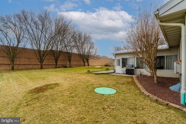 508 OAK GROVE DR, Lancaster, PA 17601