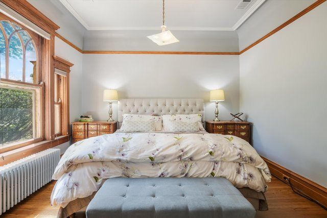 1036 W Garfield Boulevard, Chicago, IL 60609