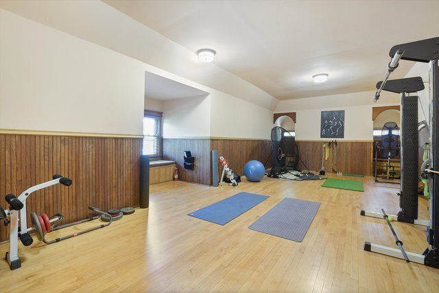 1036 W Garfield Boulevard, Chicago, IL 60609