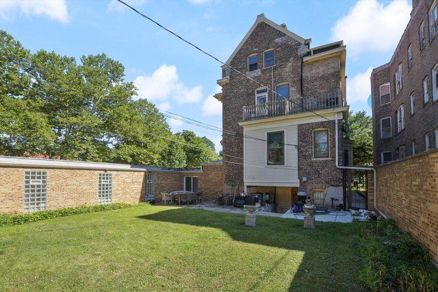 1036 W Garfield Boulevard, Chicago, IL 60609