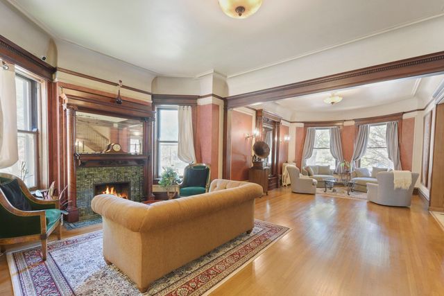 1036 W Garfield Boulevard, Chicago, IL 60609
